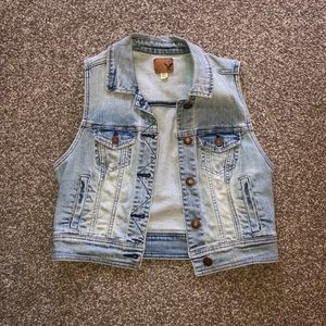 Cropped jean vest